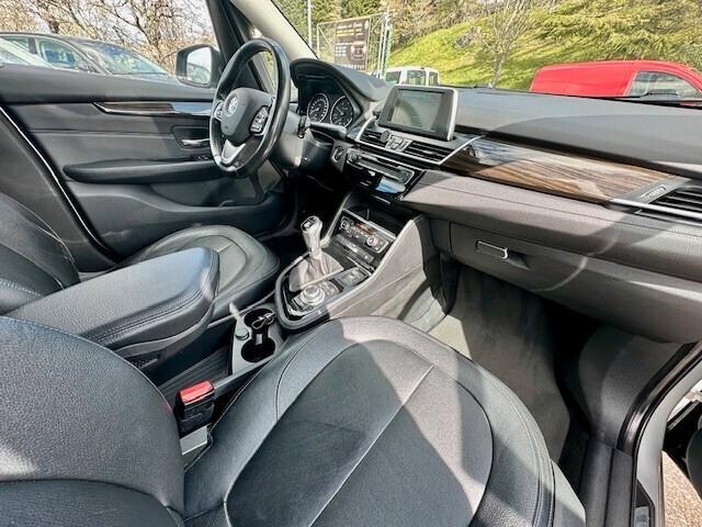 Bmw Serie2 216d Active Tourer Luxury