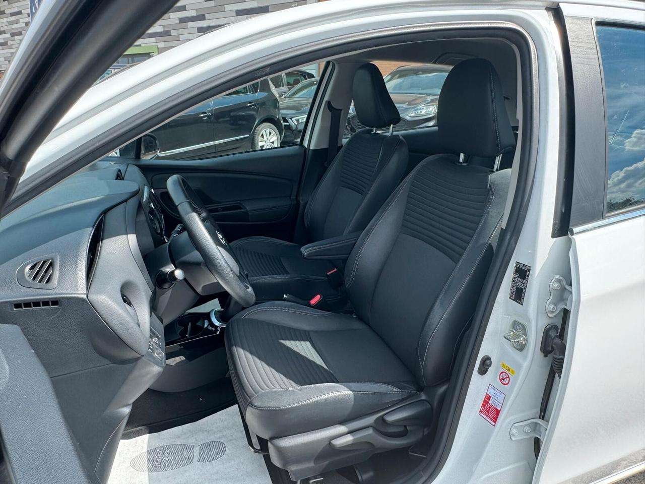 Toyota Yaris 1.0 VVT-I 69CV 5P LOUNGE 2016