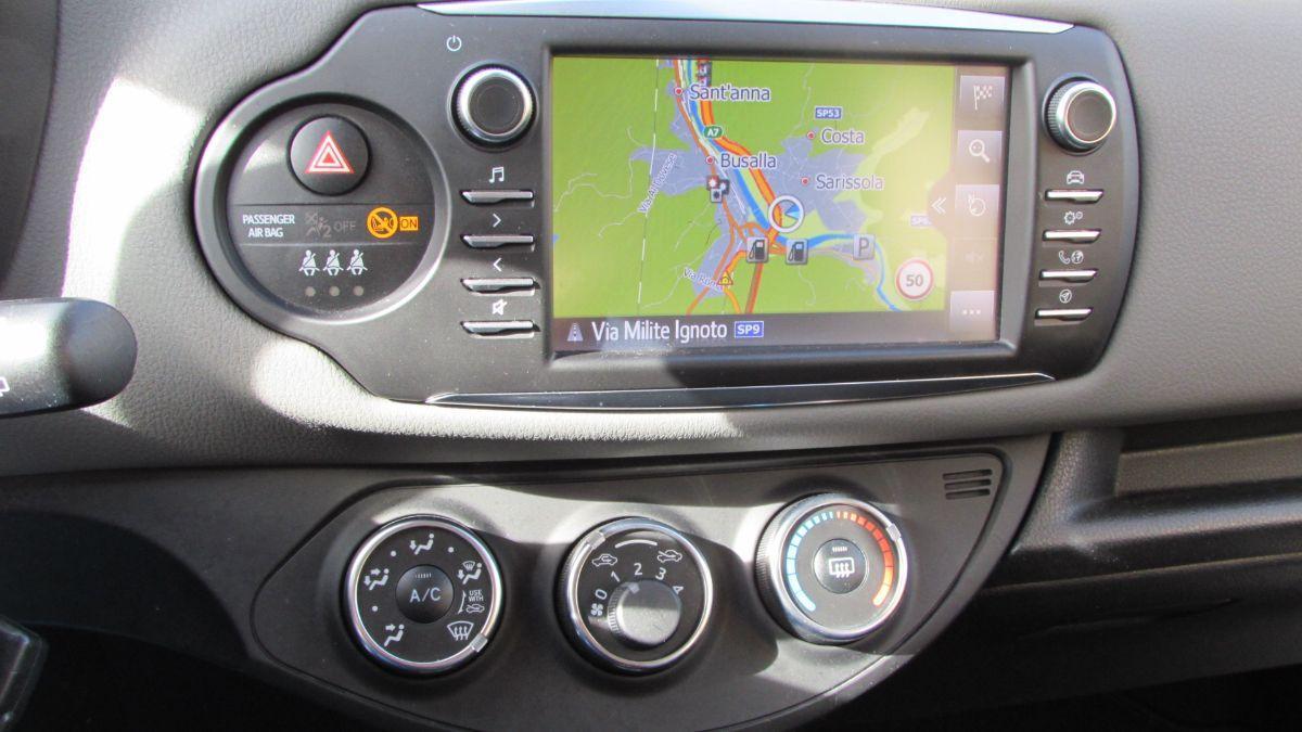 TOYOTA - Yaris - 1.0 5p. Business