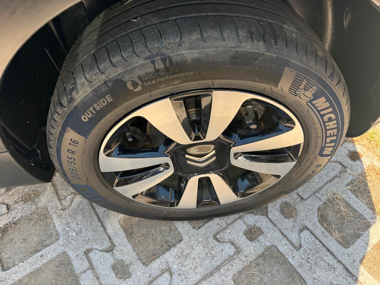 Citroen C3 1.2cc PureTech 110cv S&S Max