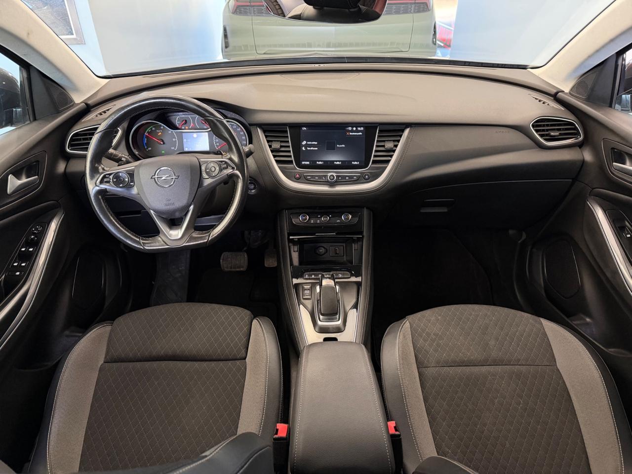 Opel Grandland X 1.6 Hybrid Plug-in aut. AWD Elegance 300CV
