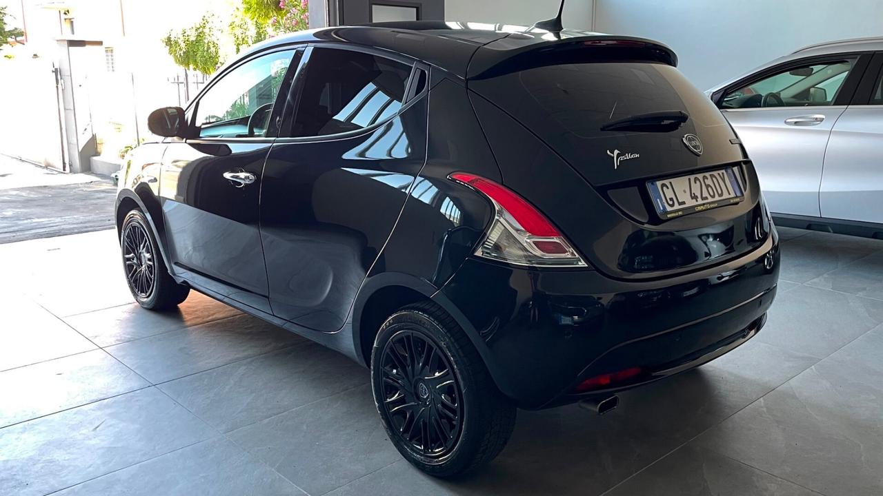LANCIA 1.0 FIREFLY HYBRID 5P 69CV - NEOPATENTATI