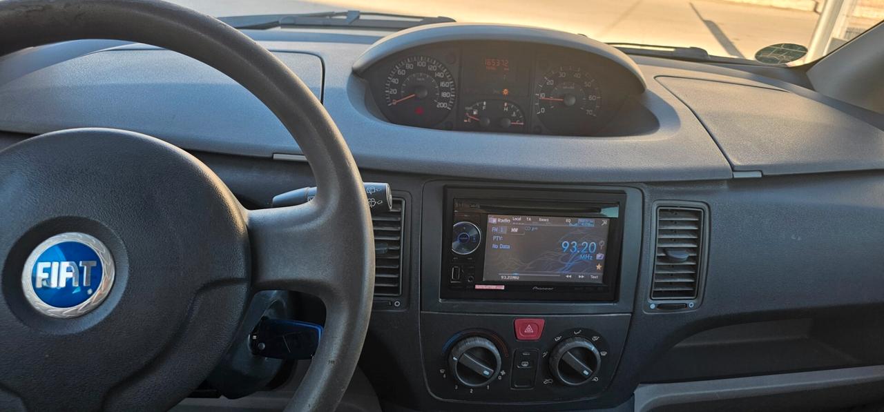 Fiat Idea 1.3 Multijet 16V Emotion