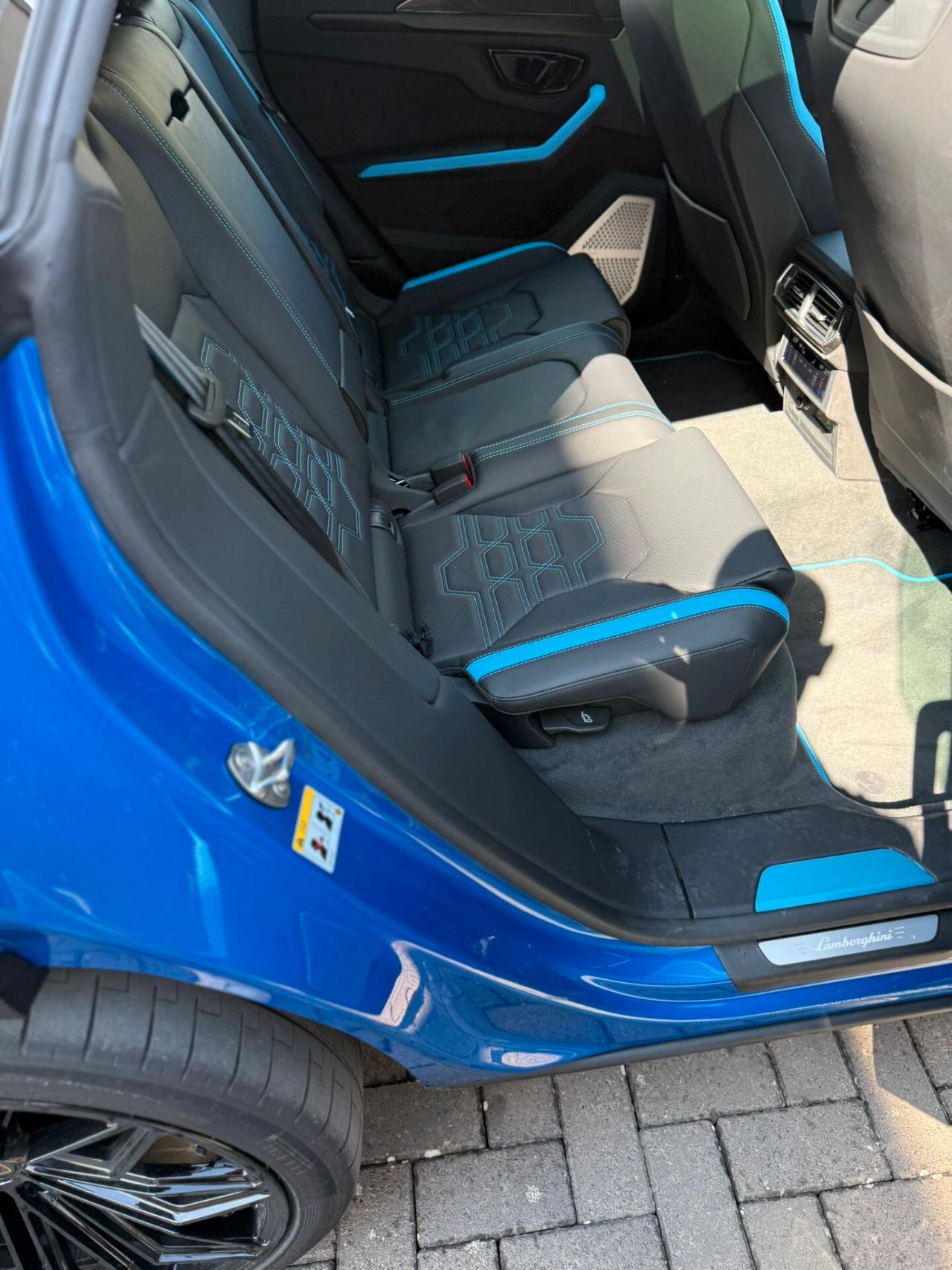 Lamborghini Urus 4.0 V8 phev SE 800 CV