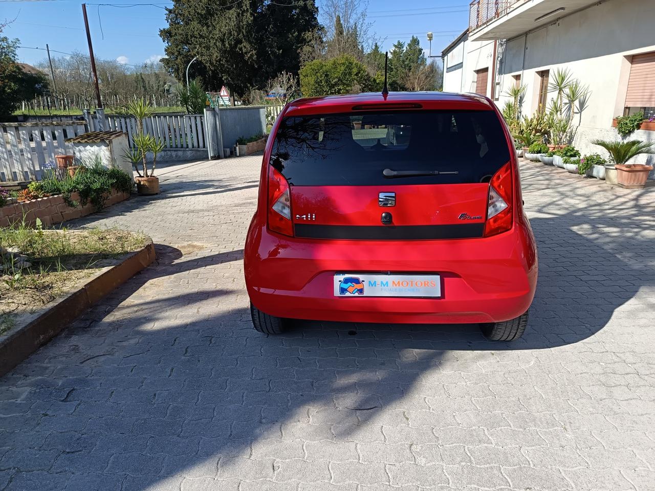SEAT Mii 1.0 68 CV 5 porte FR Line Ecofuel ProMMo
