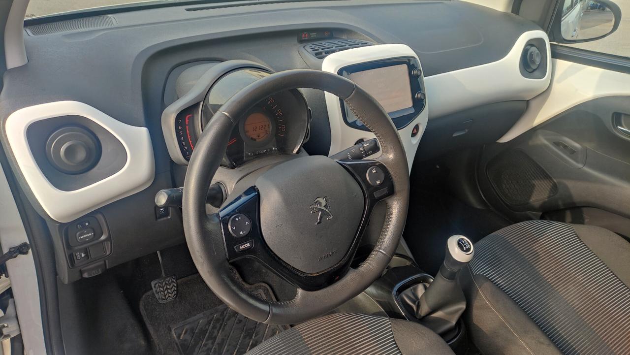 Peugeot 108 1.2 Benzina 5 porte TETO APRIBILE NEOPATENTATI - 2014
