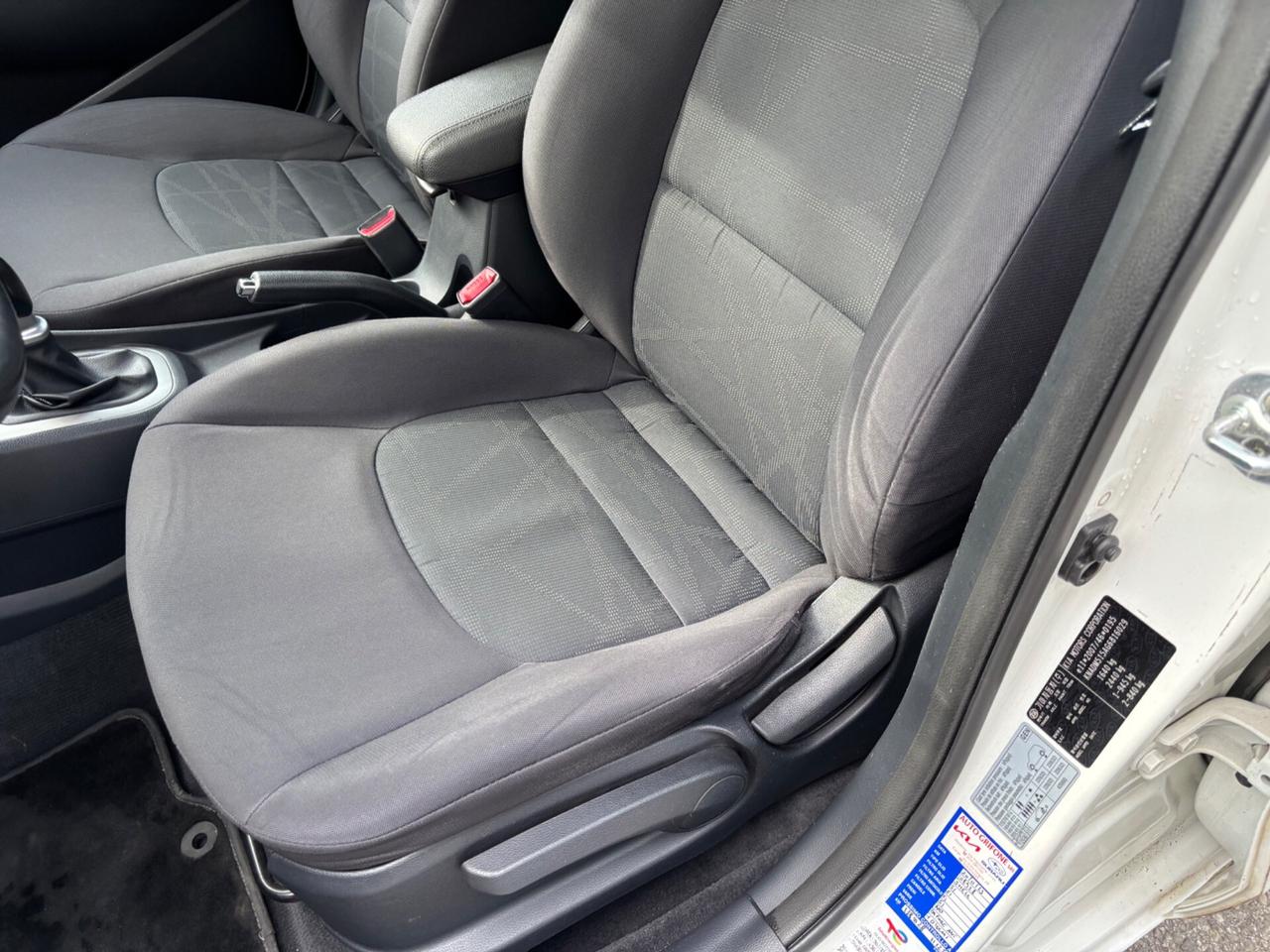 Kia Rio 1.1 CRDi 5p. Cool OK NEOPATENTATI