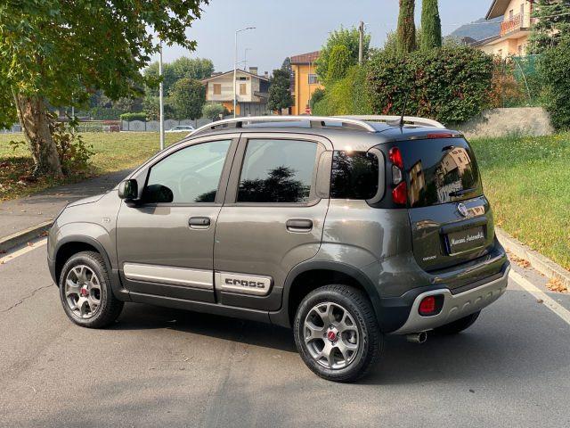FIAT Panda CROSS 0.9 TwinAir Turbo S&S 4x4 5 POSTI