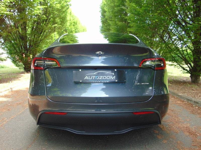TESLA Model Y Model Y Long Range AWD