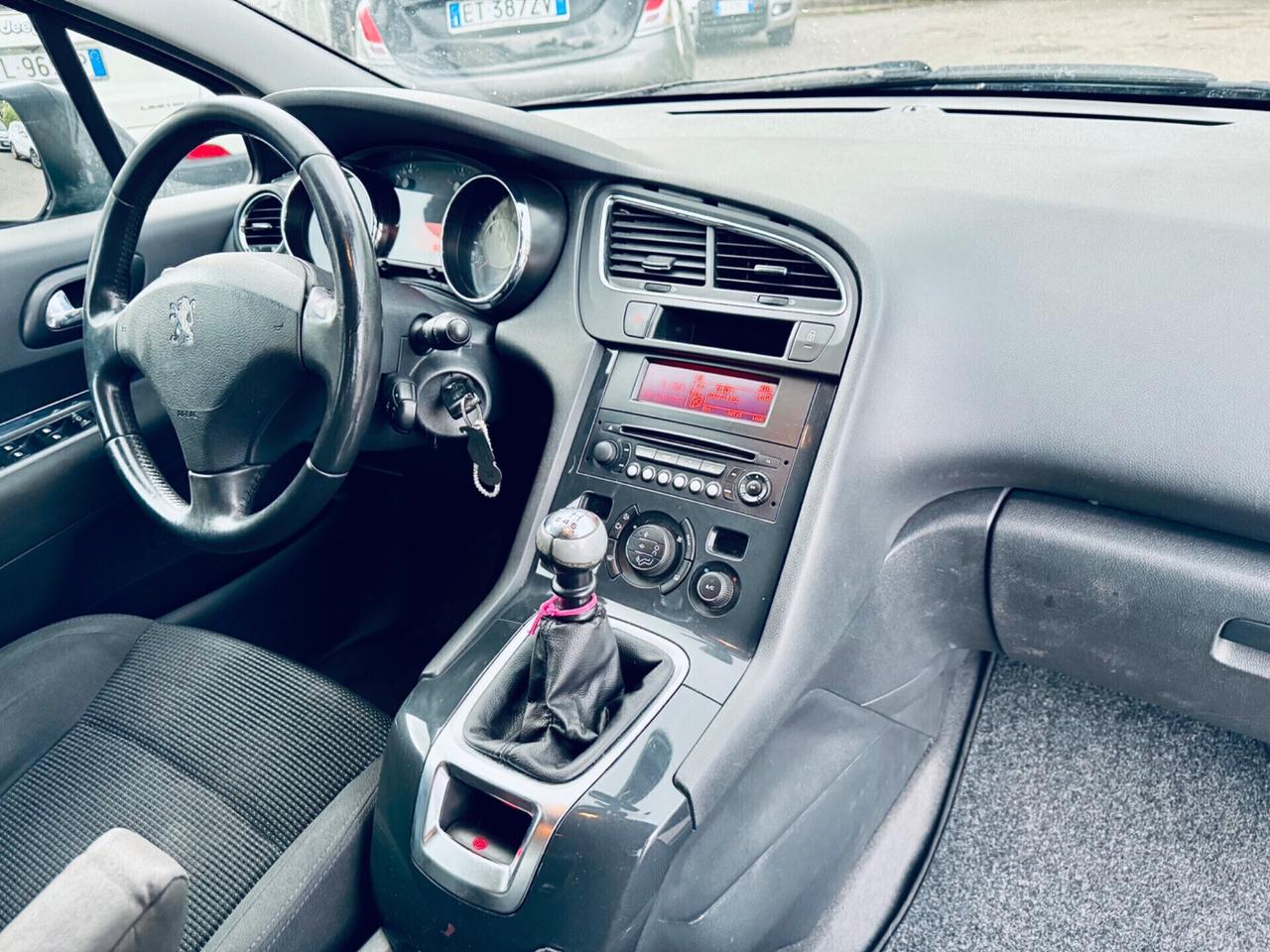 Peugeot 5008 2.0 HDi 150CV Business 7 Posti