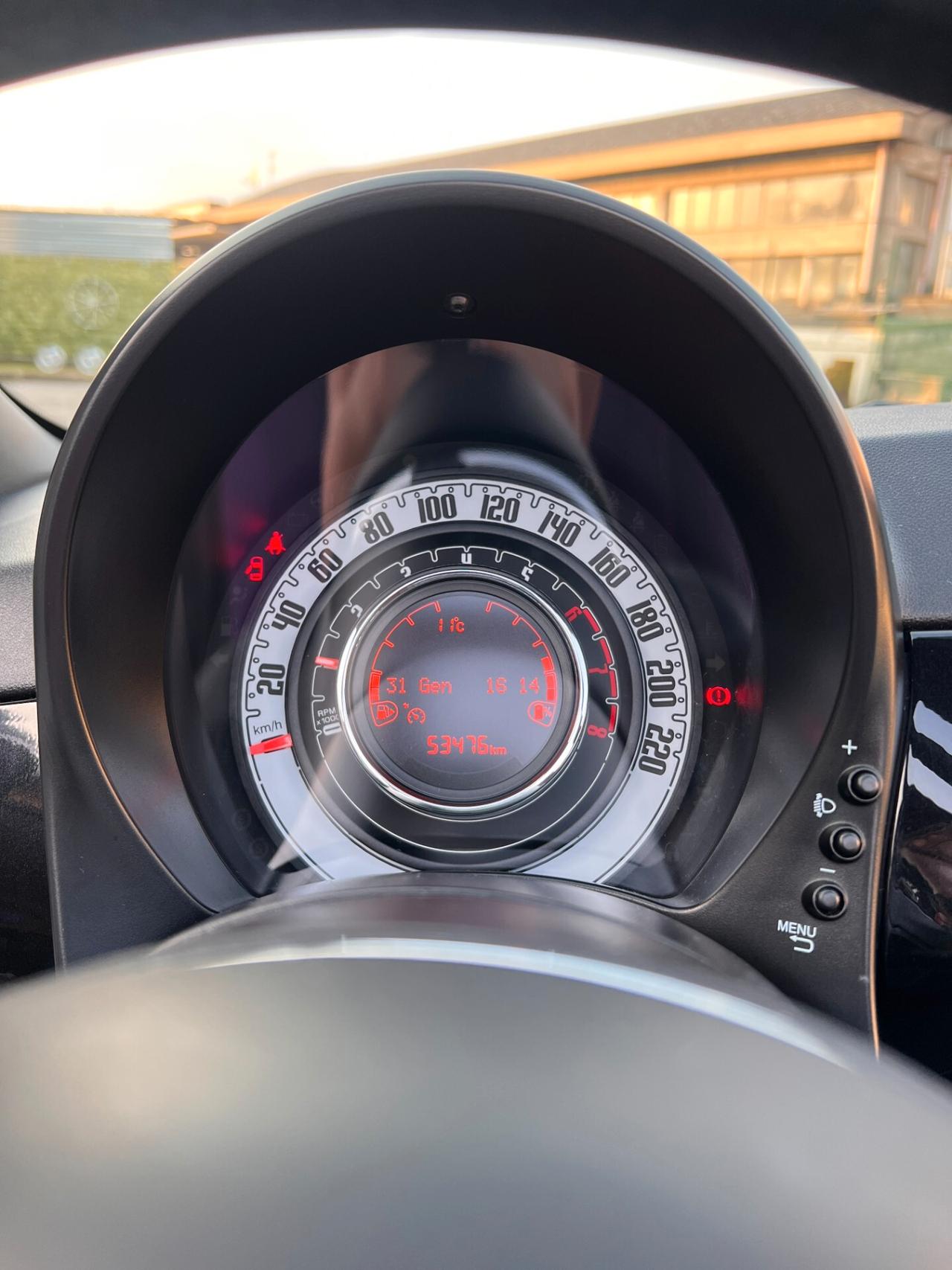 Fiat 500 C 1.0 Hybrid Dolcevita