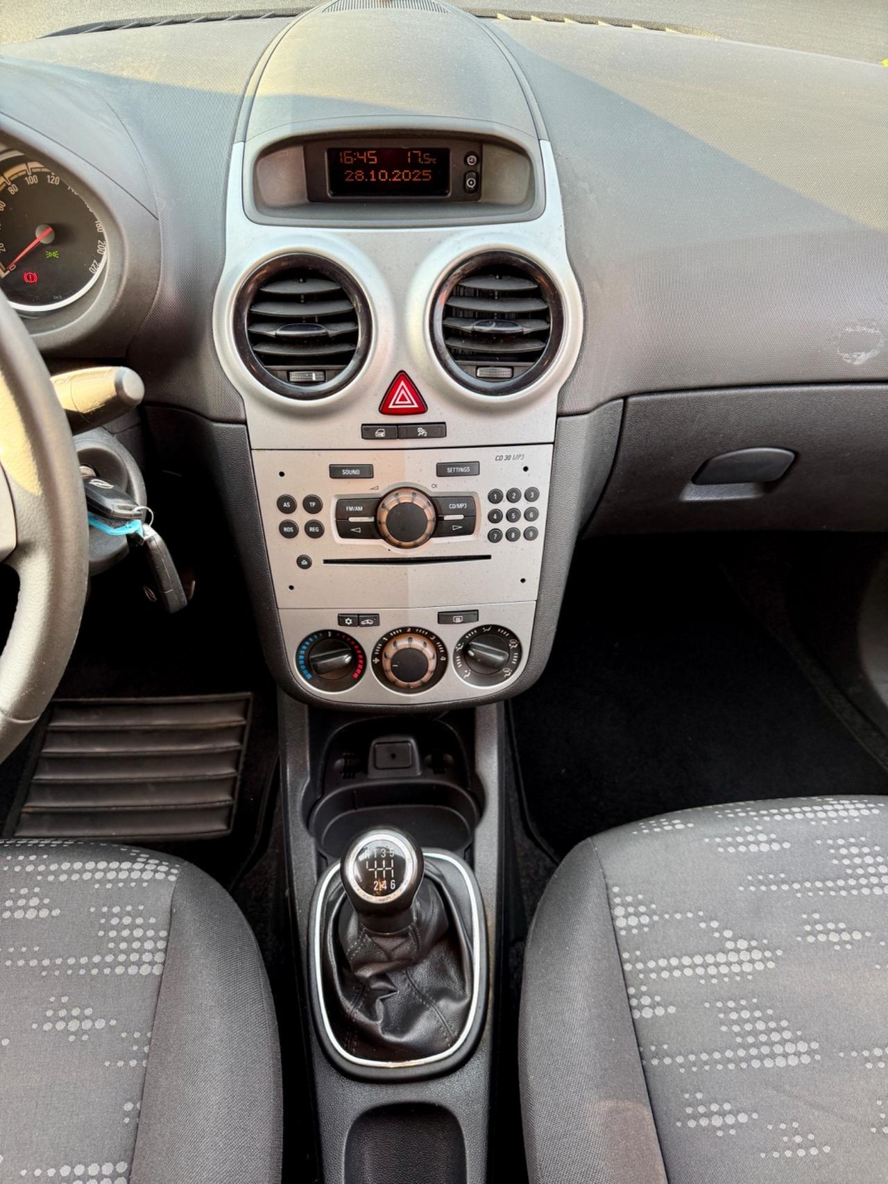 Opel Corsa 1.3 CDTI 95Cv OK NEOPATENTATI 2011