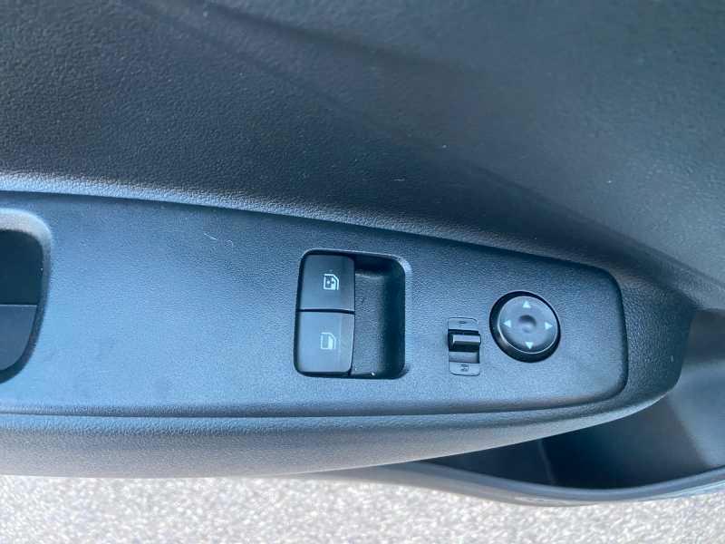 HYUNDAI i10 1.0 Login AuToM.