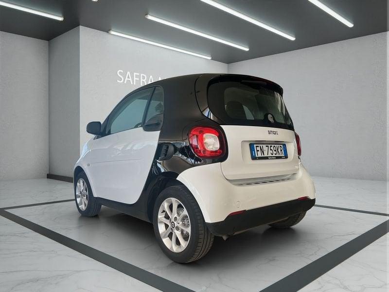 smart fortwo 70 1.0 52kW youngster twinamic