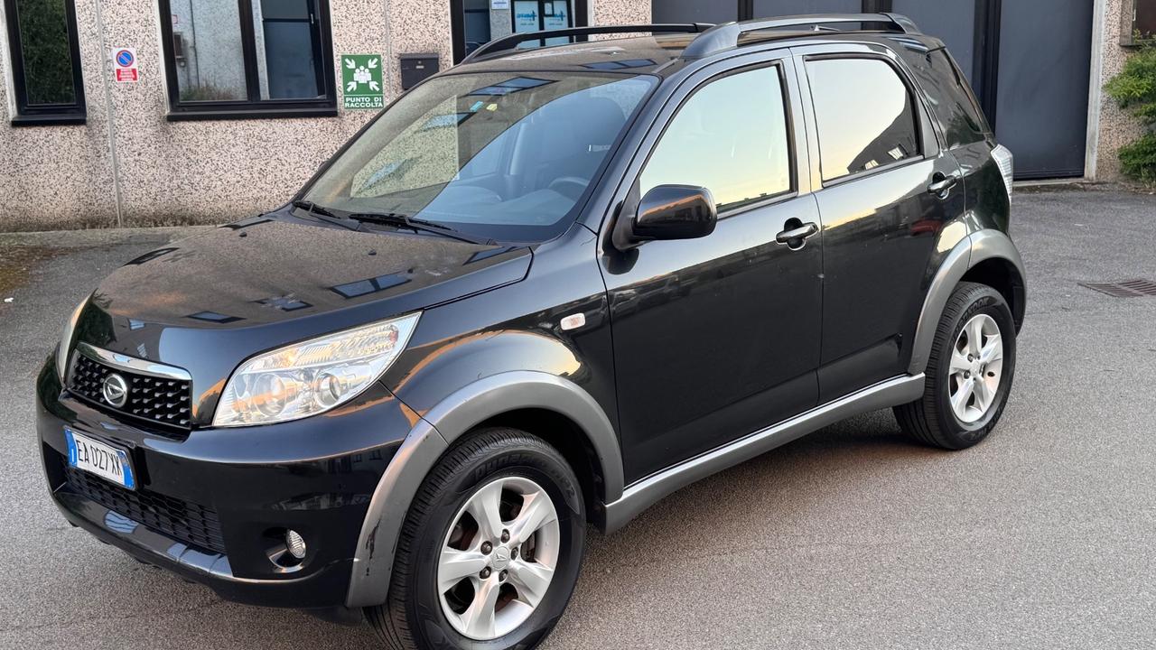 Daihatsu Terios 1.5 4WD B Easy Green Powered