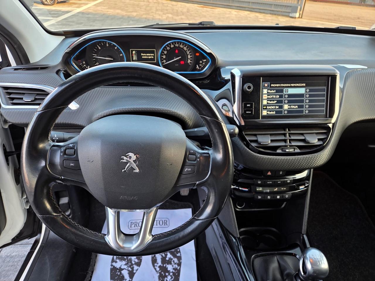 Peugeot 2008 BlueHDi 120 S&S Allure