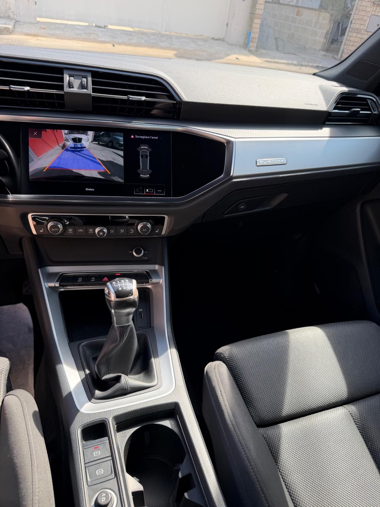 Audi Q3 35 TDI quattro Business-2019 MATRIX/NAVI