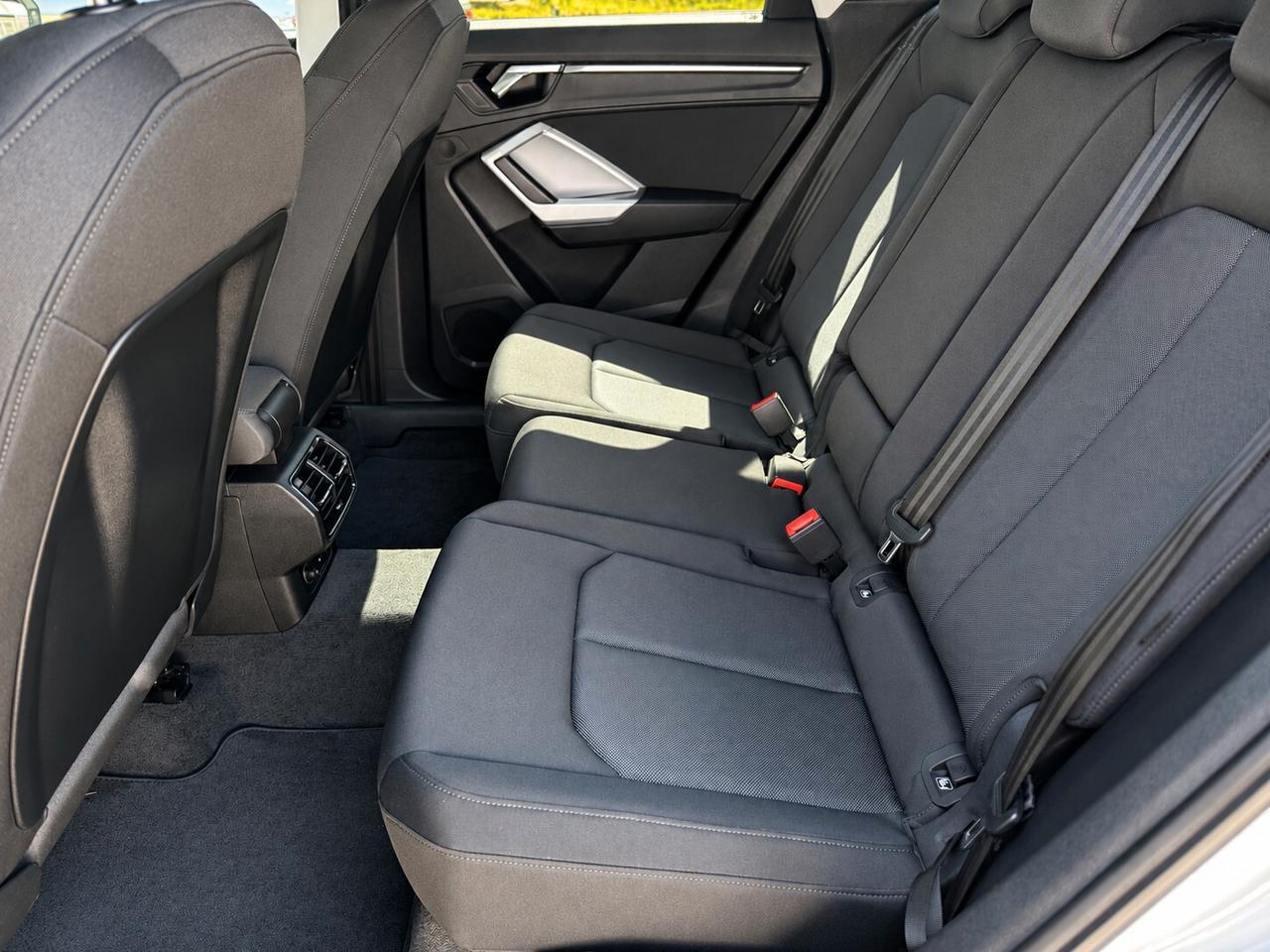 Audi Q3 35 TDI S tronic Business Advanced