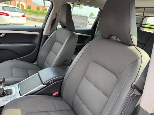 VOLVO XC70 D4 AWD Momentum