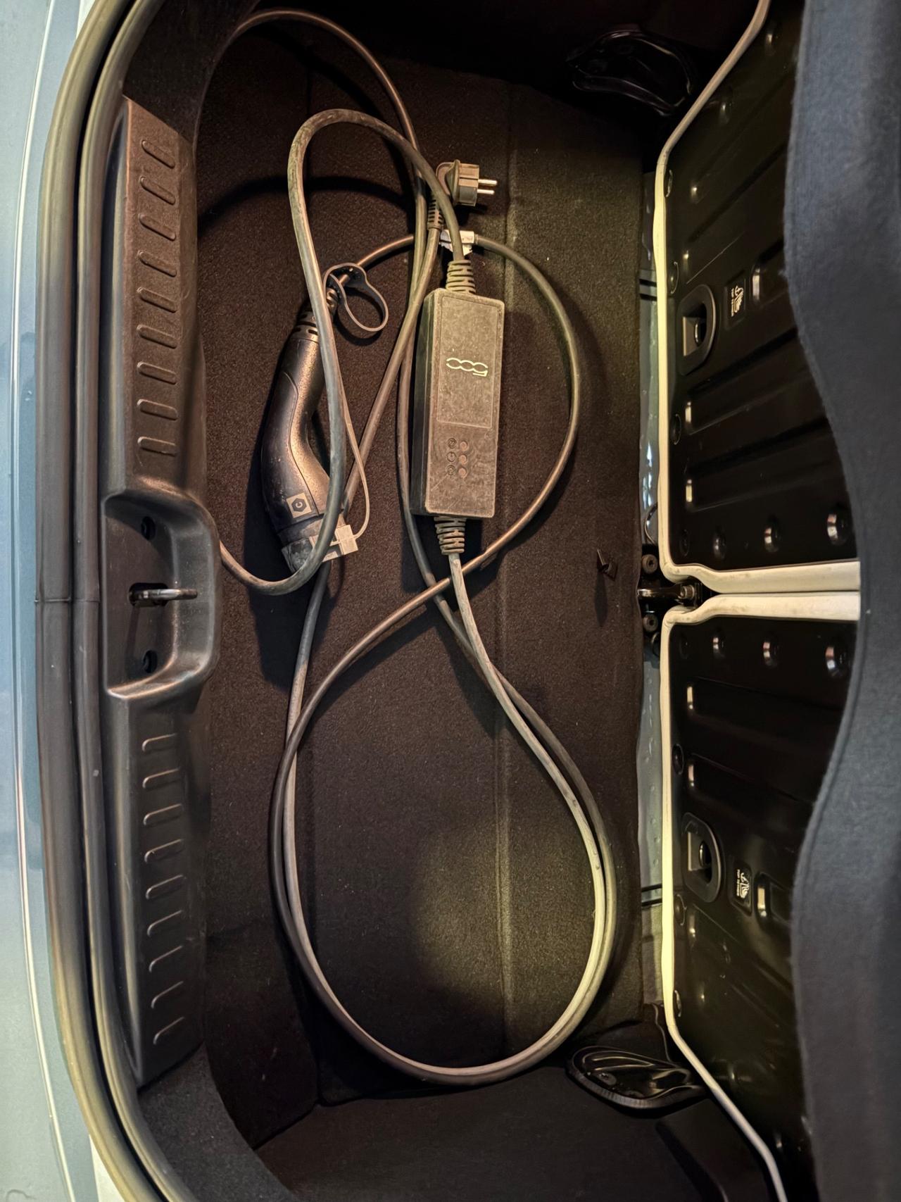 Fiat 500 500e Berlina 42 kWh La Prima NEOPATENTATI...!!!!!