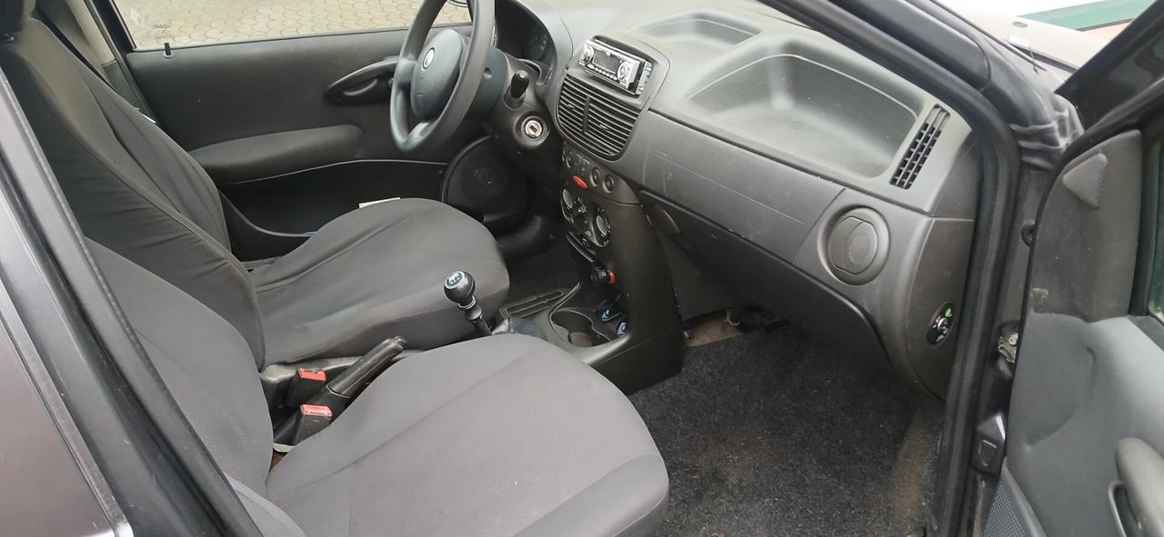 Fiat Punto 1.2 5 porte neopatentati