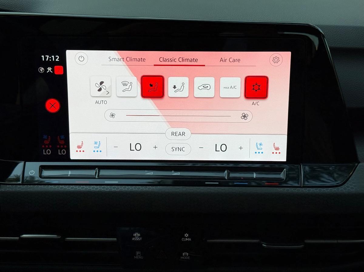 Volkswagen Golf 8 GTI 2.0 TSI 245 CV