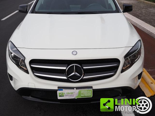 MERCEDES-BENZ GLA 200 d Sport autom