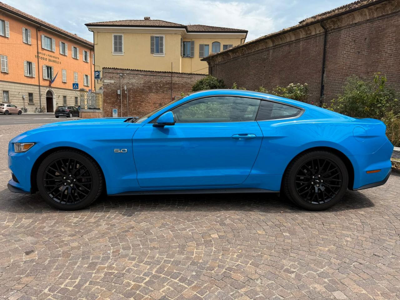 Ford Mustang Fastback 5.0 V8 TiVCT aut. GT