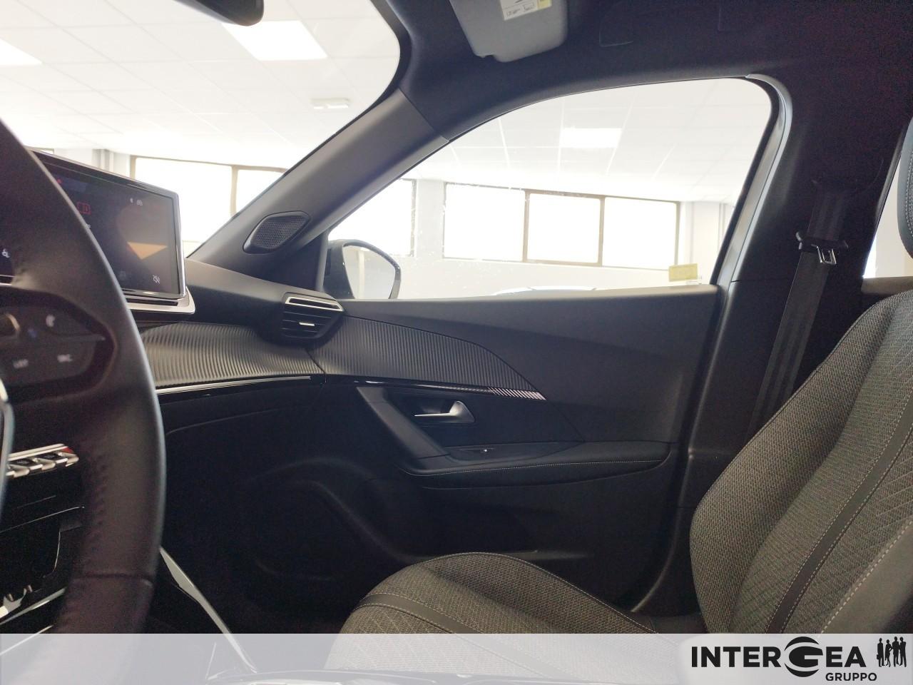 PEUGEOT 2008 1.2 puretech Allure s&s 130cv eat8
