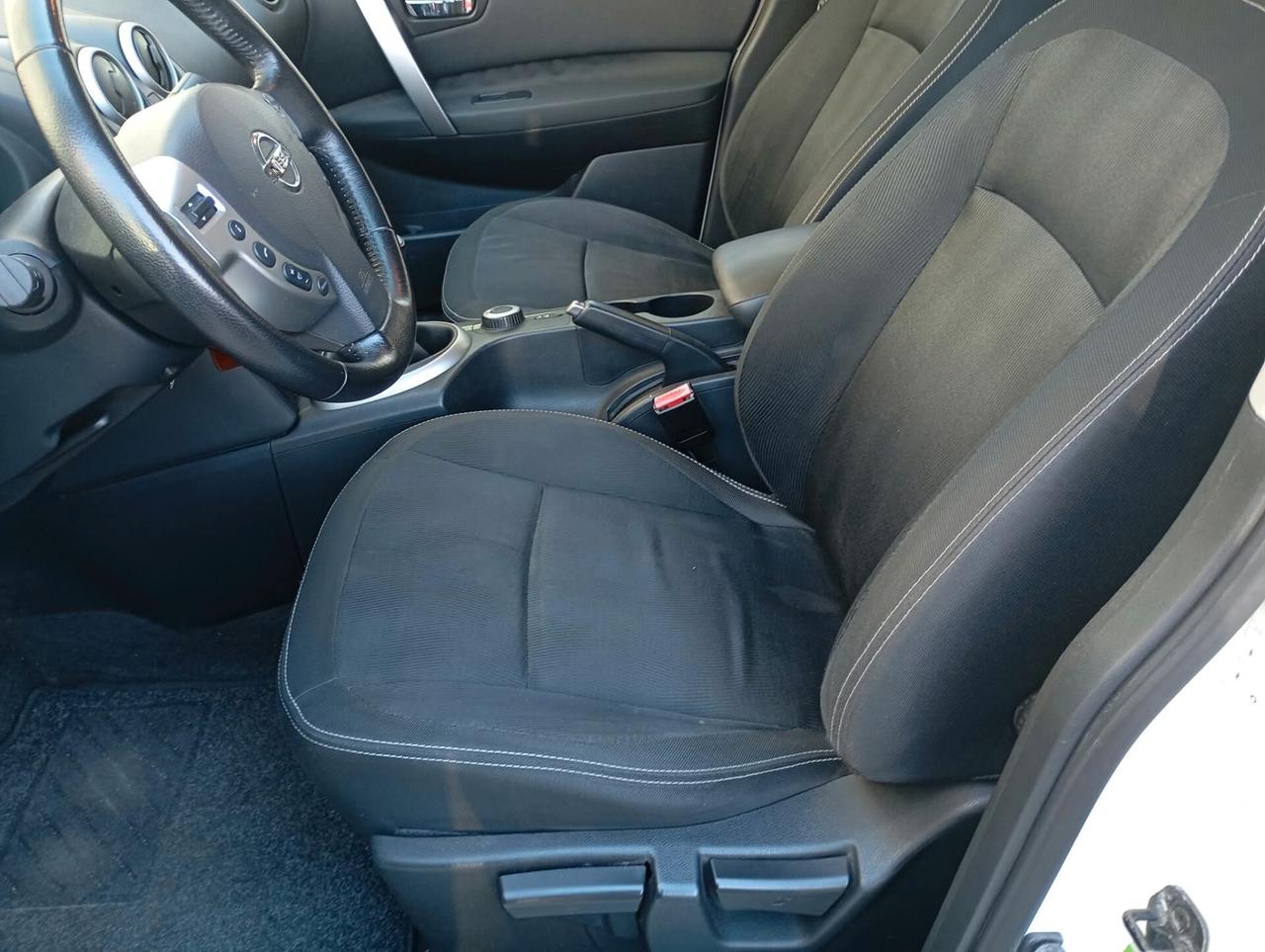 Nissan Qashqai 2.0 16V Acenta-2011
