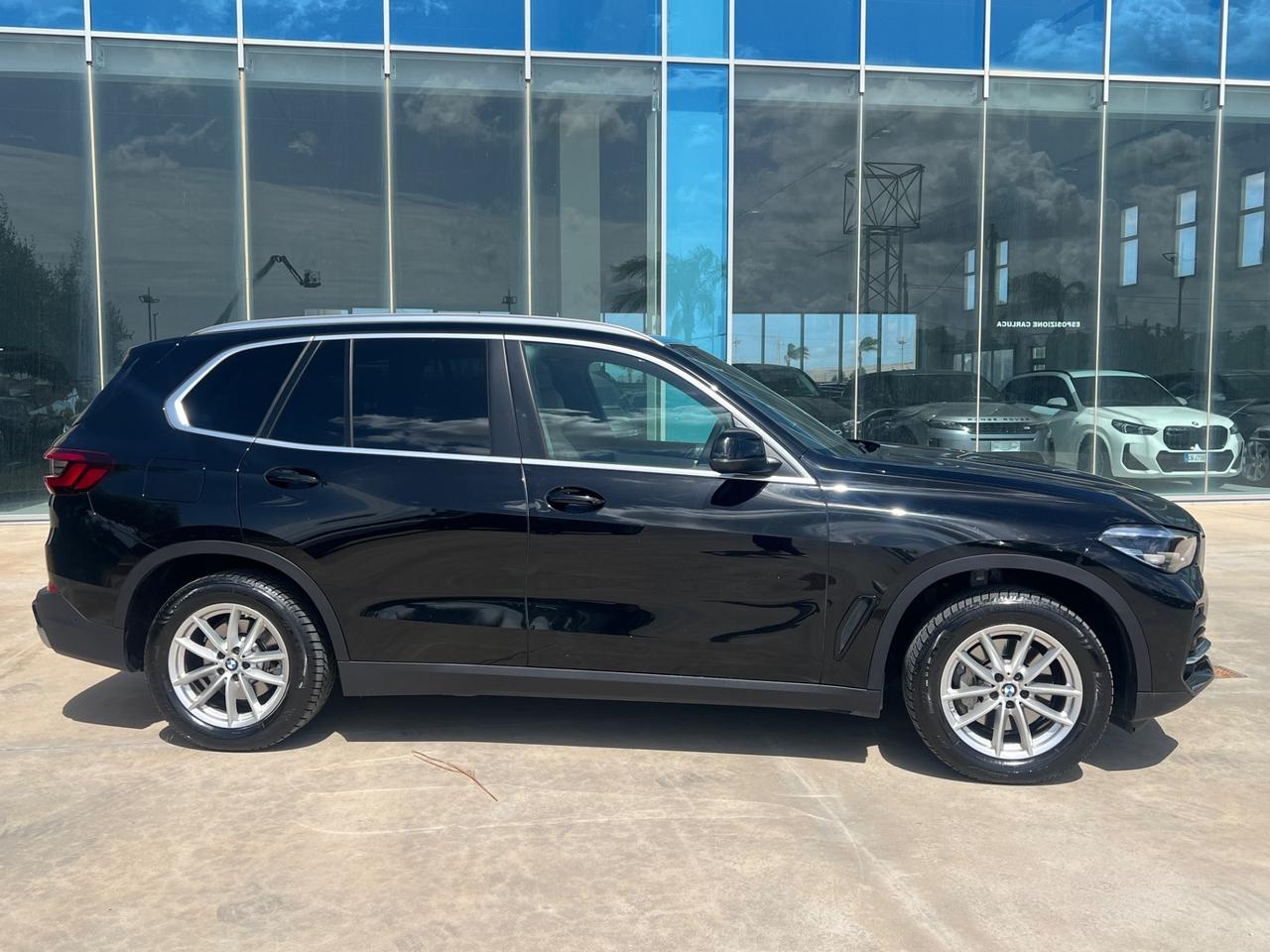 Bmw X5 xDrive25d Business - possibilità noleggio no scoring