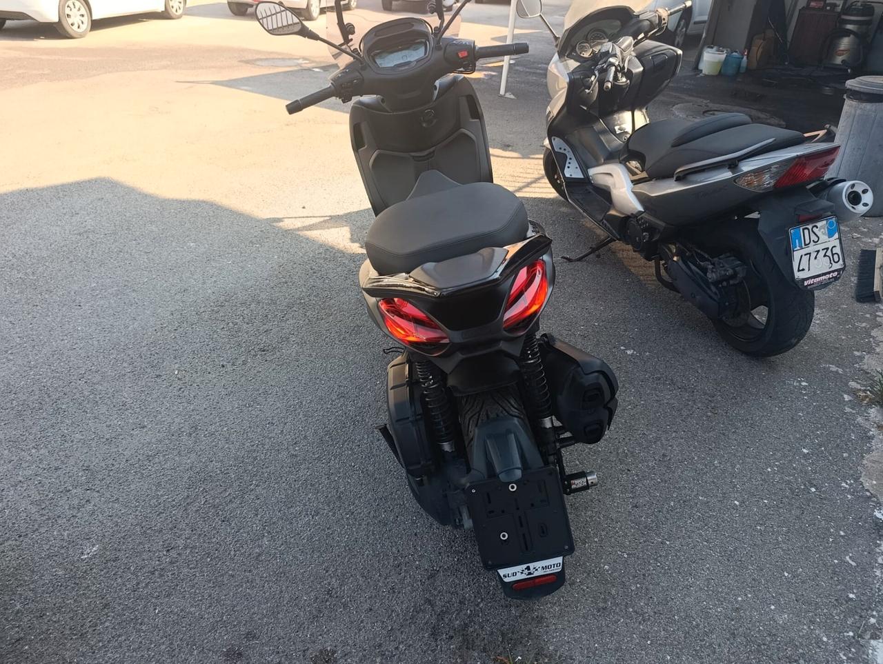 Piaggio Beverly 300
