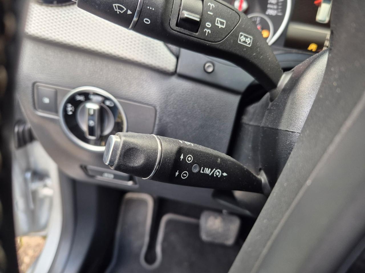 Mercedes-benz B 180 d Automatic Premium