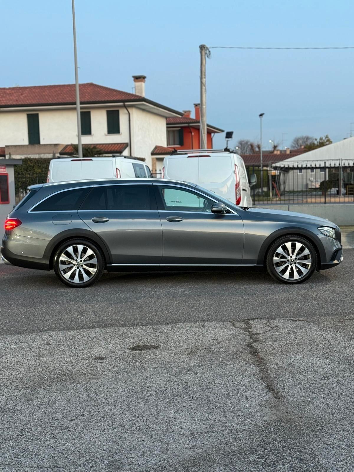 Mercedes-benz E 220 d S.W. 4Matic Auto Premium Plus All-Terrain
