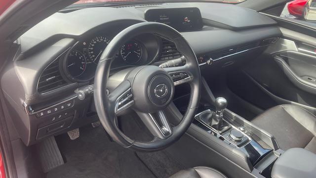 MAZDA 3 2.0L Skyactiv-G M-Hybrid Exclusive