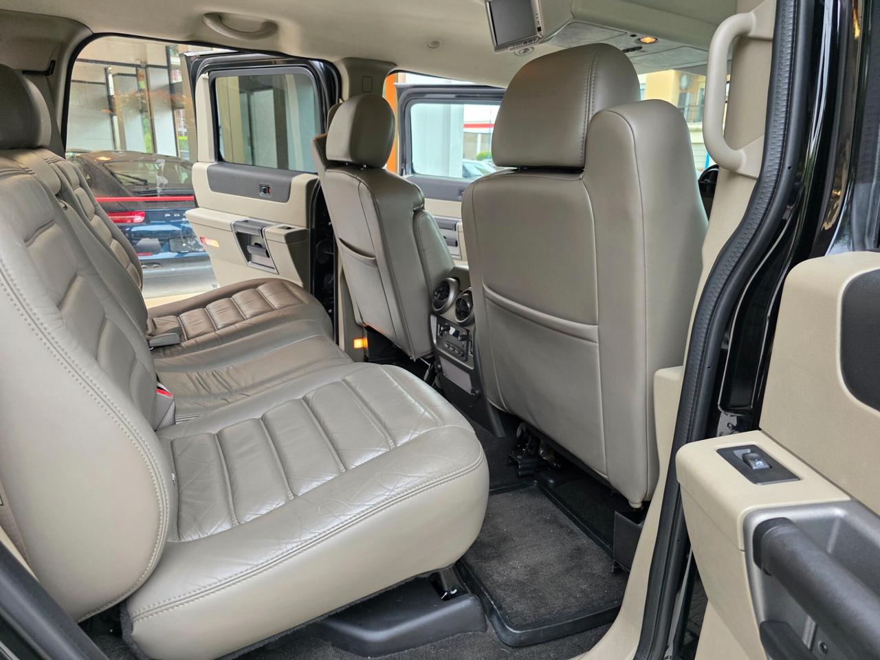 Hummer H2 6.0 V8 Luxury