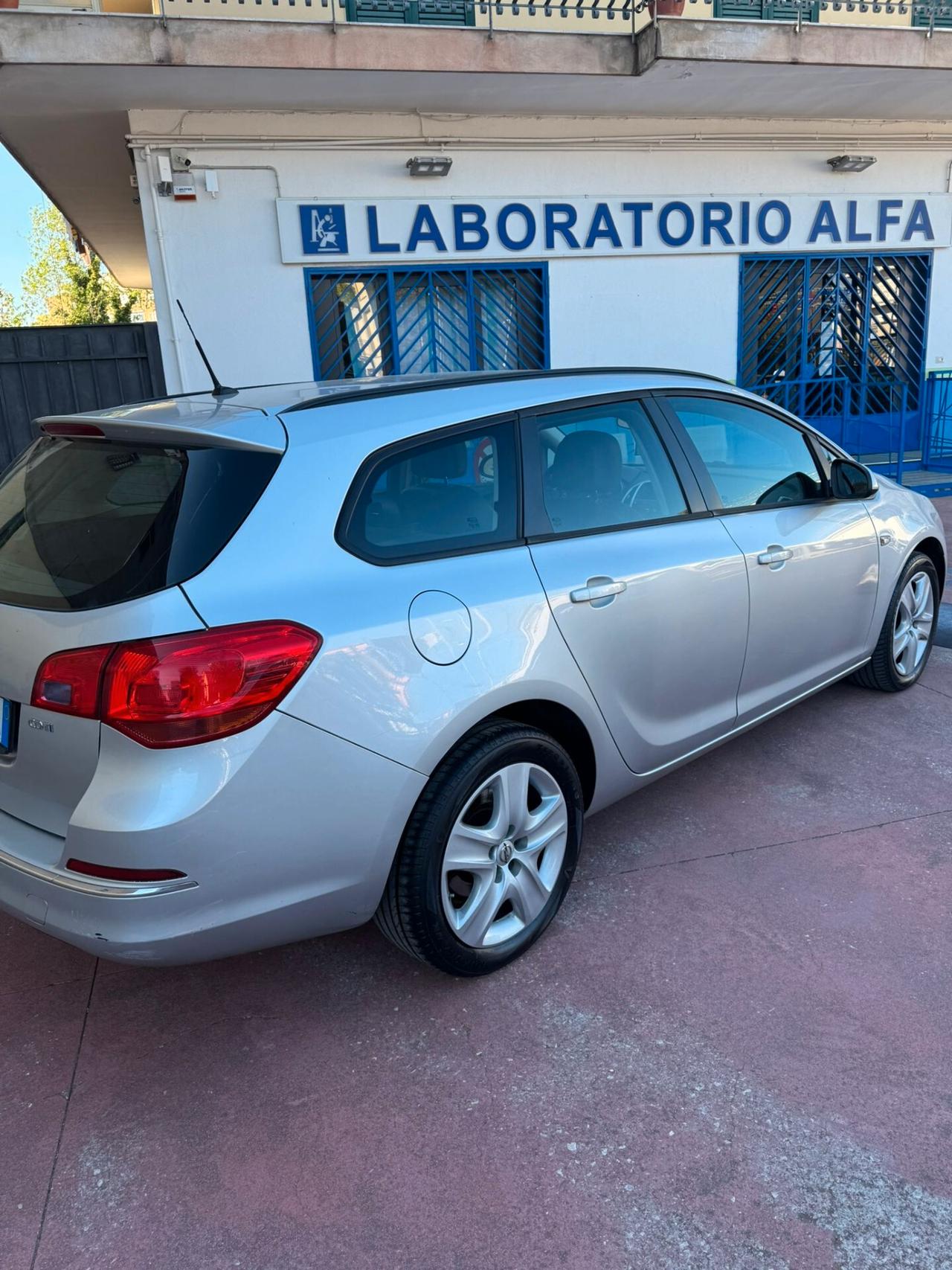Opel Astra 1.6 CDTI 136CV EcoFLEX S&S Sports Tourer Cosmo