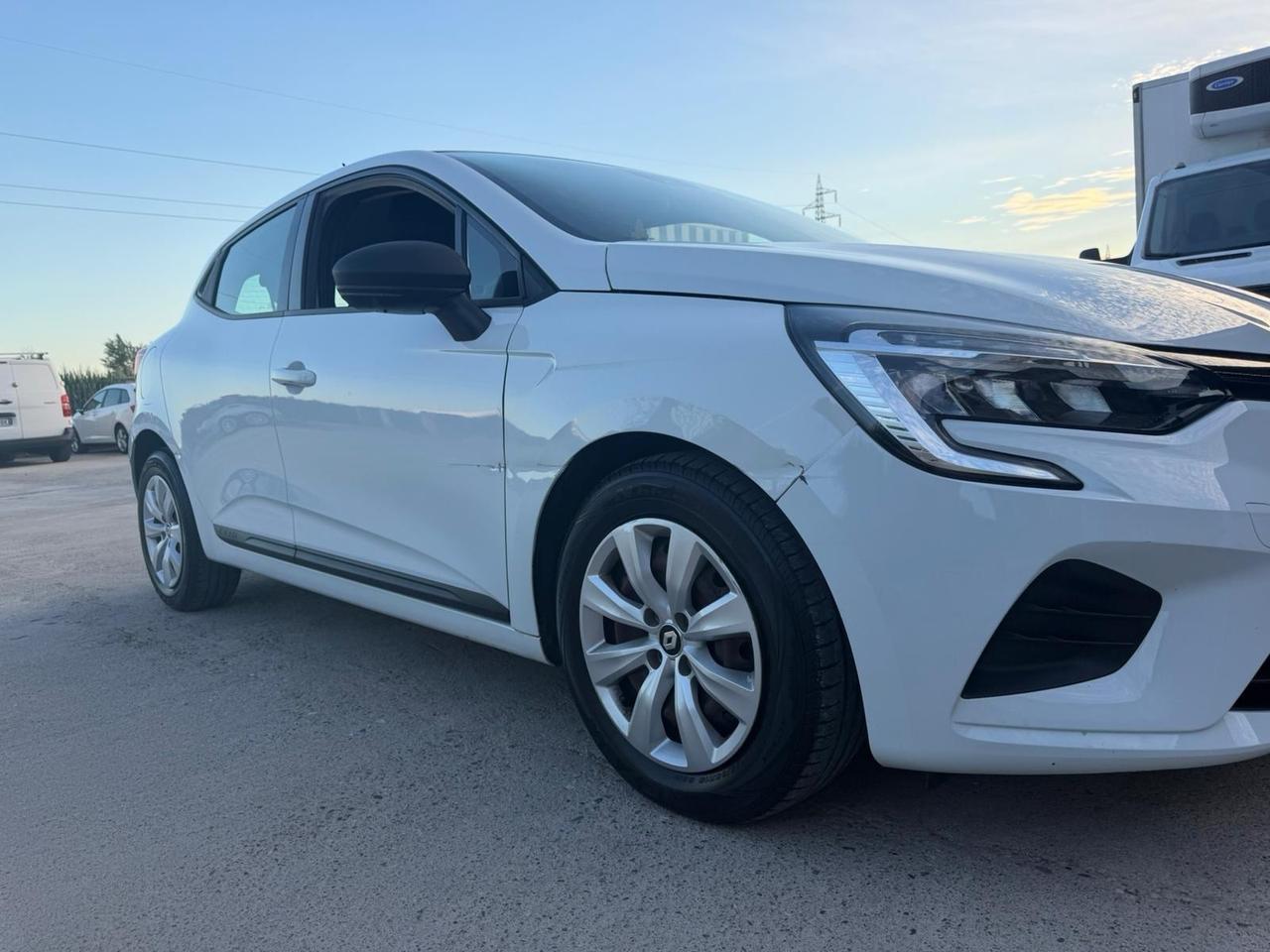 Renault Clio TCe 100 CV GPL 5 porte Intens neopatentati