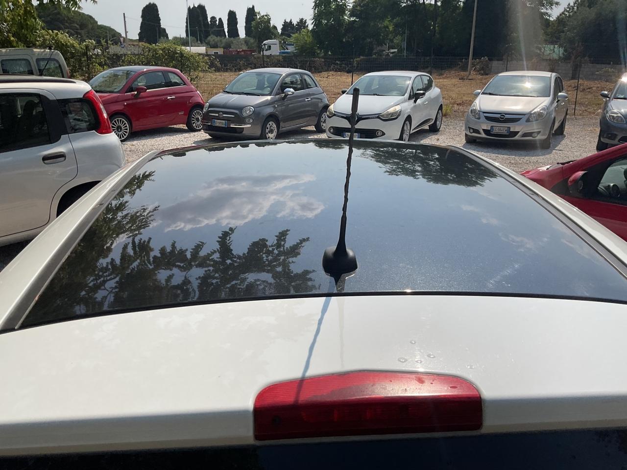 Opel Corsa 1.4 90CV 5 porte n-Joy