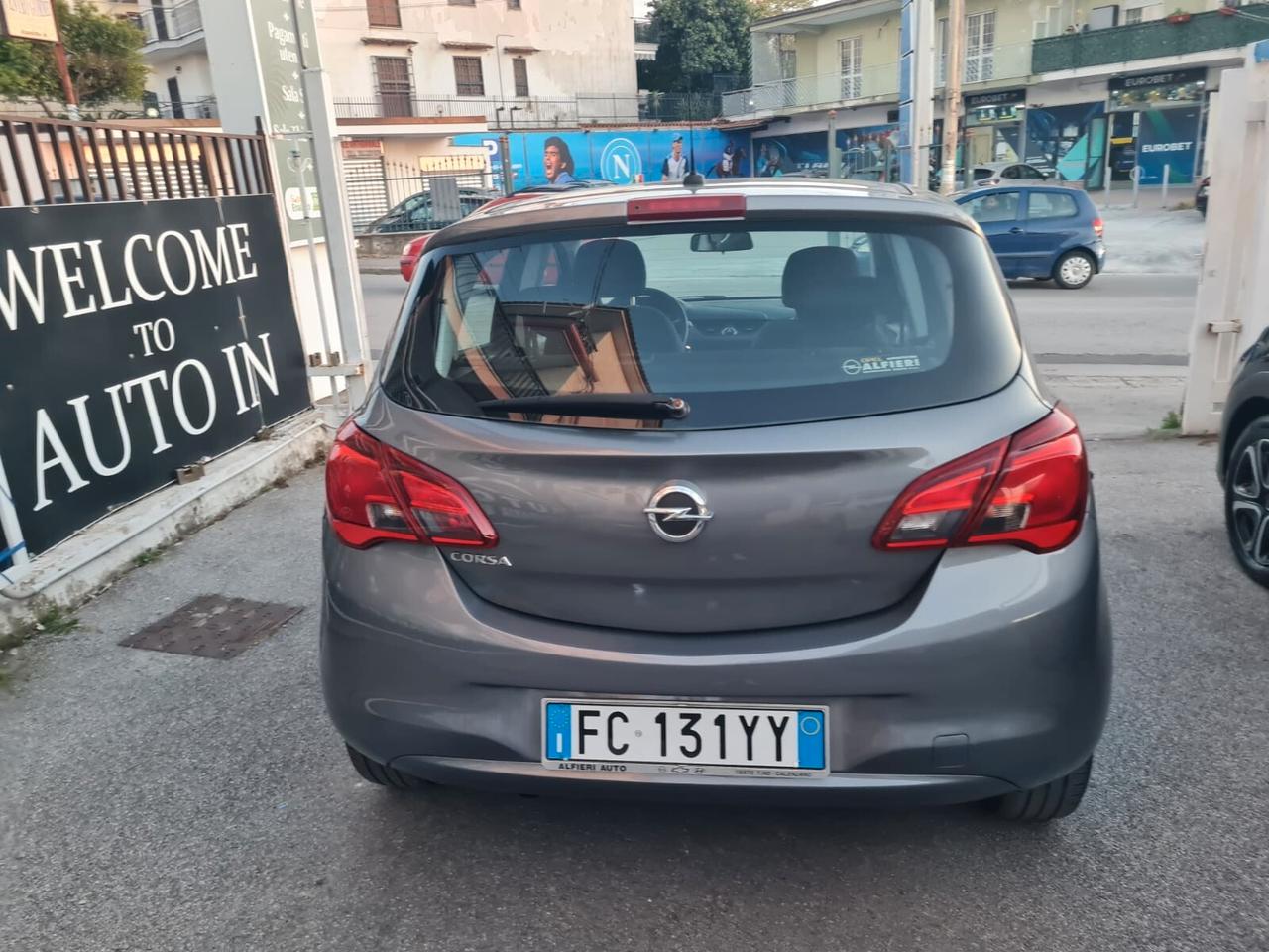 Opel Corsa 1.2 5 porte