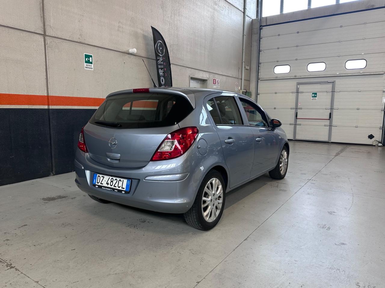 Opel Corsa 1.2 5 porte Enjoy
