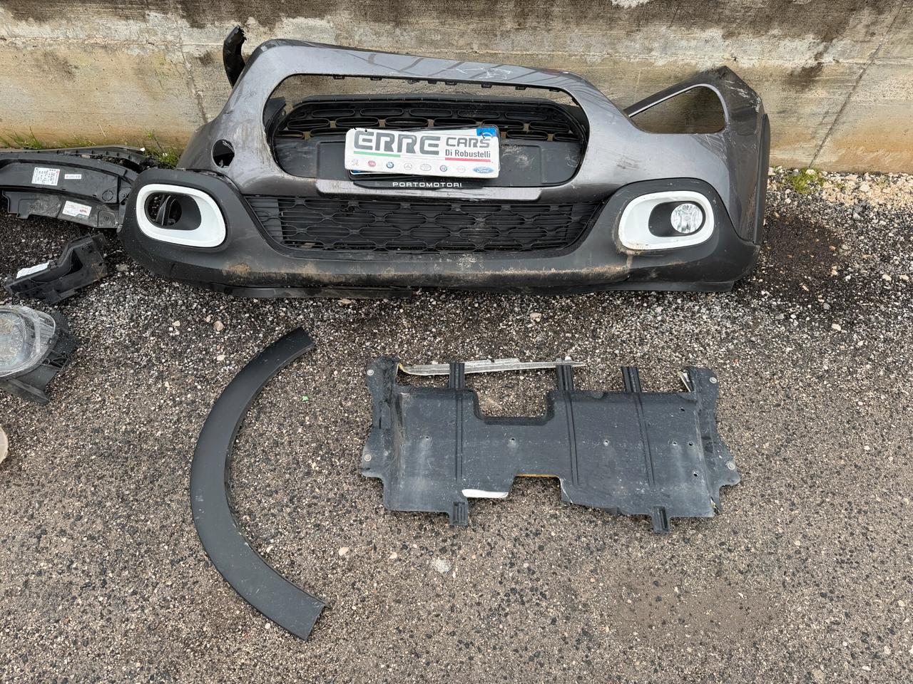 CITROEN C3 2024 1.2 BENZINA 83 CV *SINISTRATA