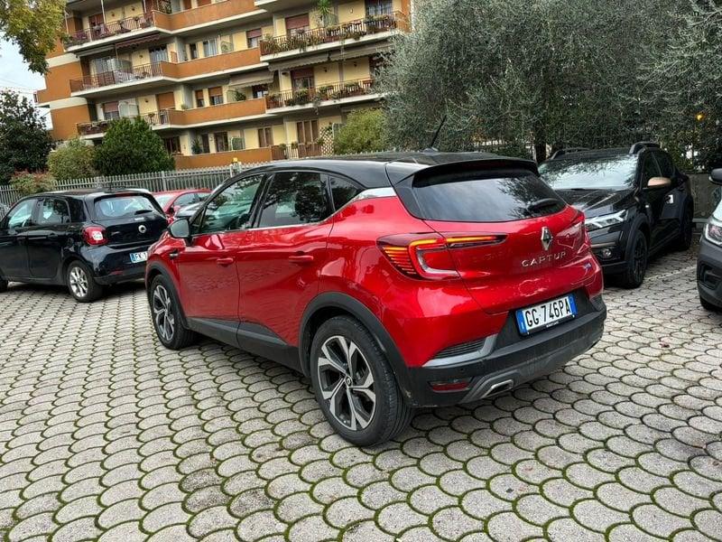 Renault Captur Hybrid E-Tech 145 CV RS Line