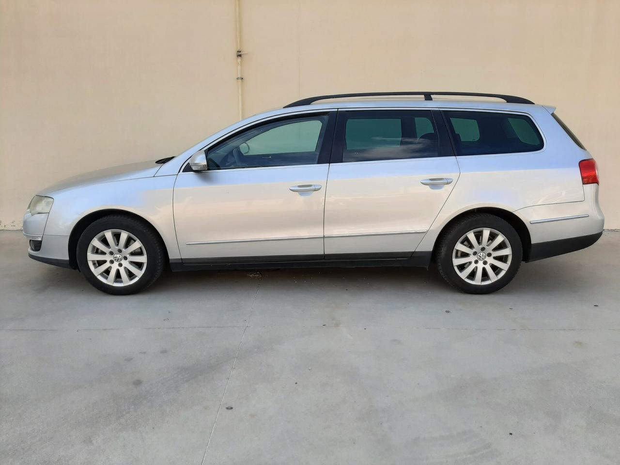 Volkswagen Passat 2.0 16V TDI 140cv Var. Highline