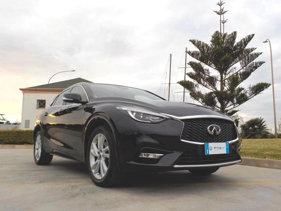 Infiniti Q30 2.2 diesel DCT AWD Premium