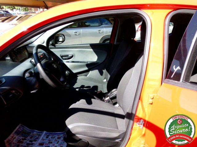 LANCIA Ypsilon 1.2 69 CV 5 porte Gold