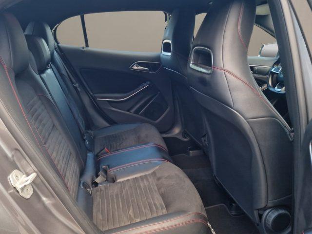 MERCEDES-BENZ GLA 220 d Automatic Sport