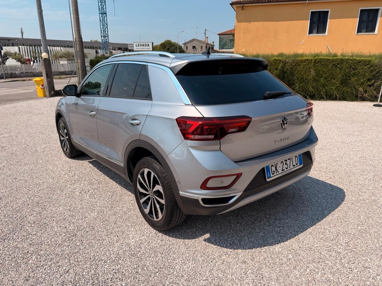 Volkswagen T-Roc 1.0 tsi Style 110cv - ok Neo Patentati