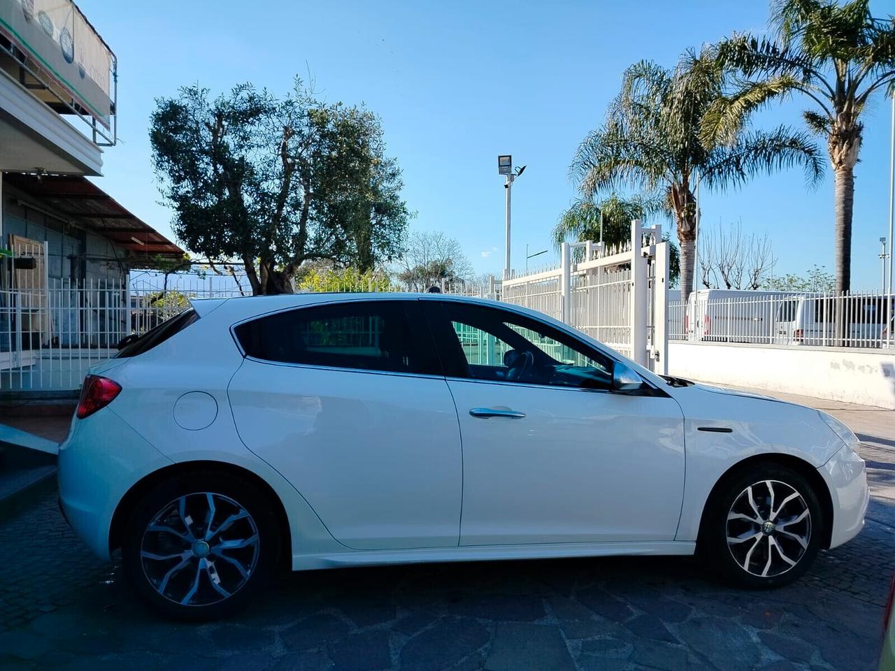 Alfa Romeo Giulietta 1.6 JTDm 120 CV Ti