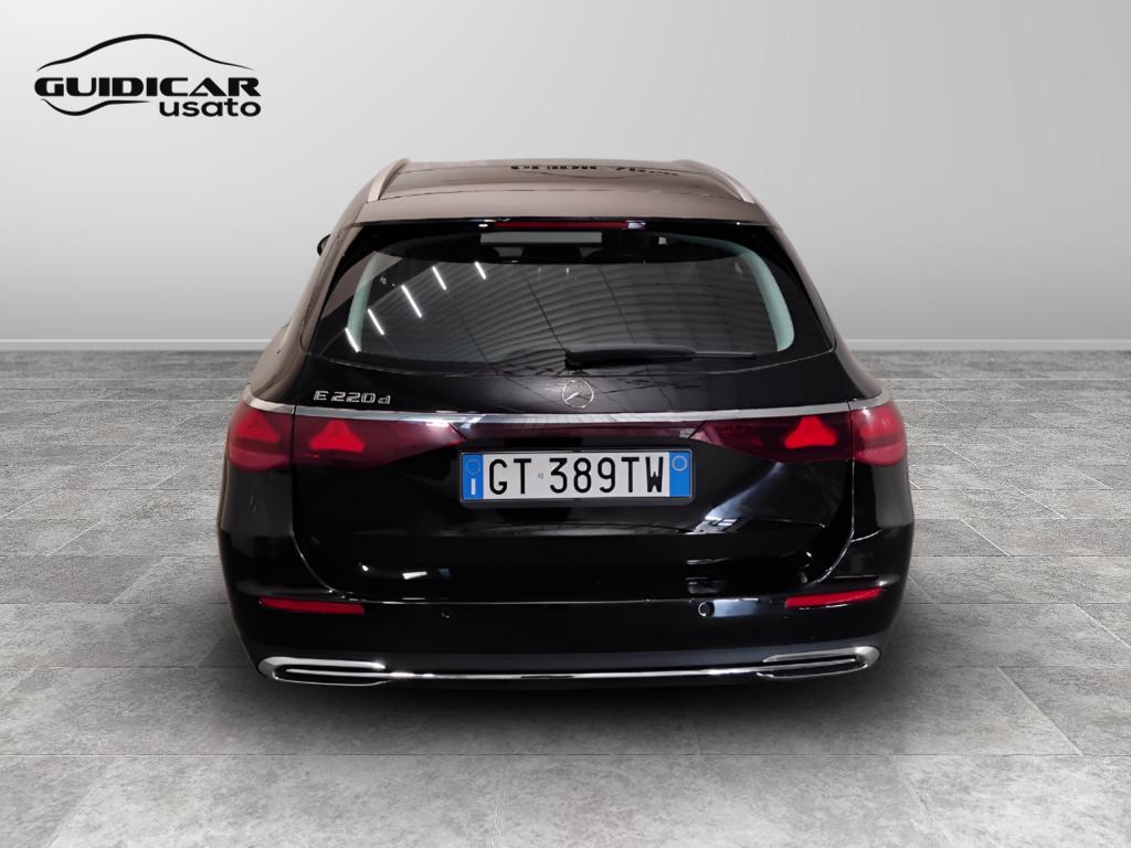Mercedes-Benz Classe E - S214 SW - E SW 220 d Advanced auto